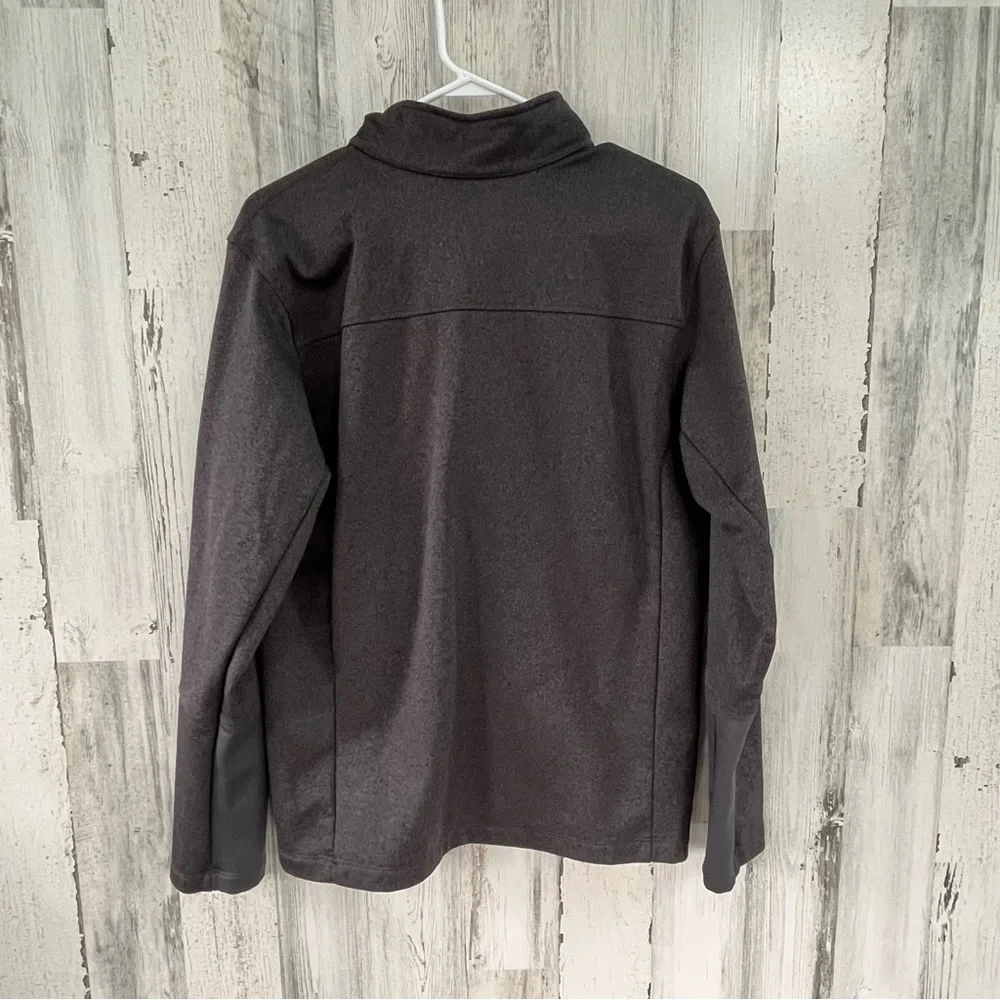 The North Face Men’s 1/4 Zip Pullover Size Medium Color-Gray